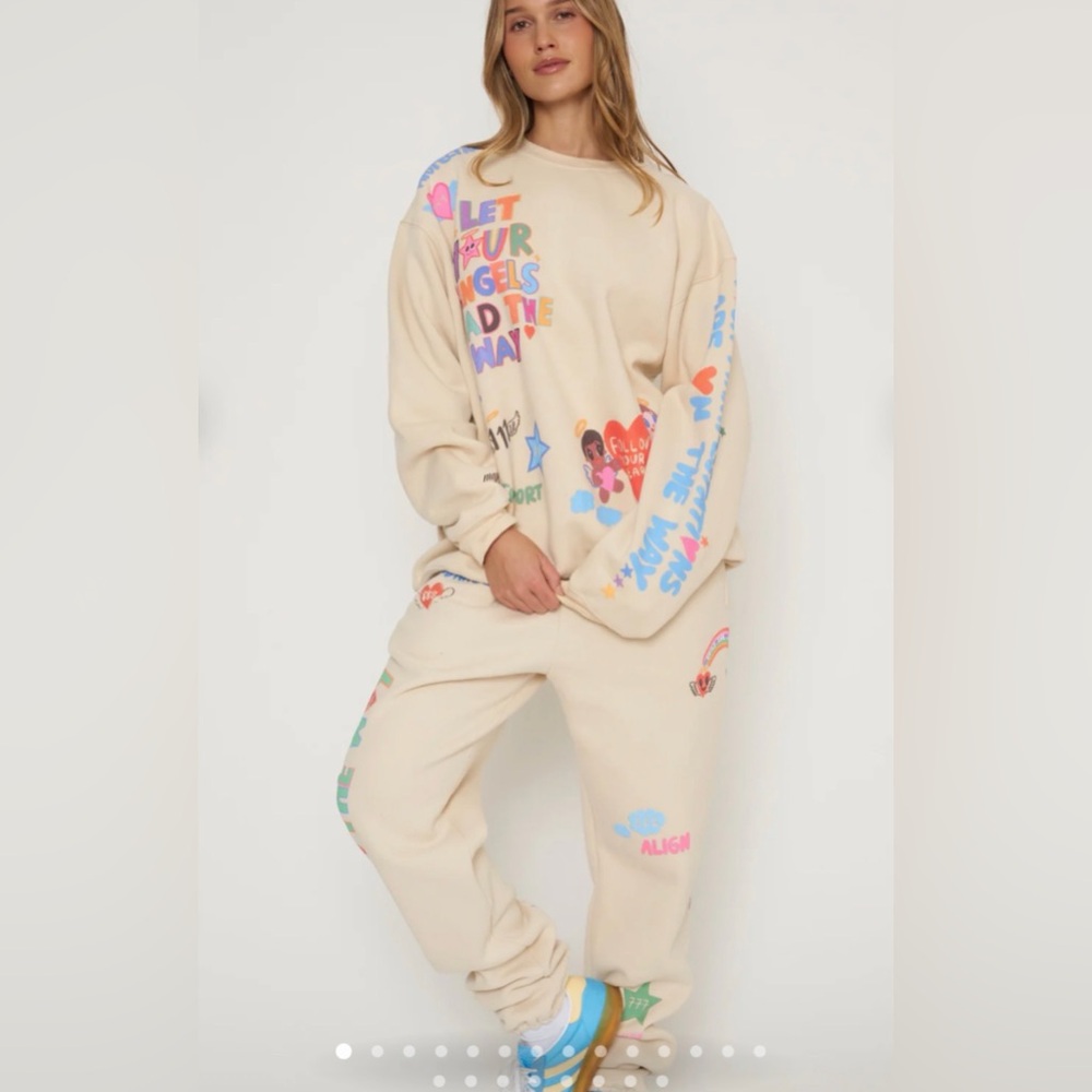 Mayfair Group Angels All Around You Crewneck & Sweatpants In Cream SZ S/M NWT